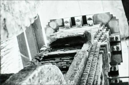 B_F_08_103_06.jpg.jp